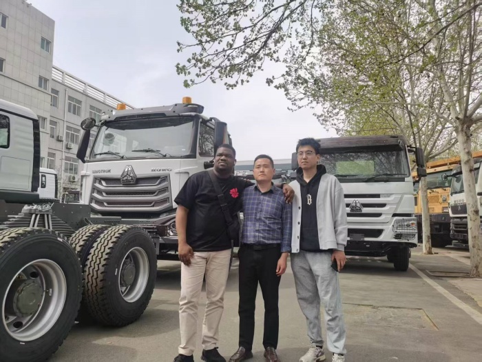 HOWO N 6×4 tractor truck head 371hp 400hp for DRC